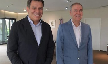 Juan Schiaretti y Facundo Manes, cada vez más juntos de cara al 2023: guiños y nombres para lanzar un nuevo espacio