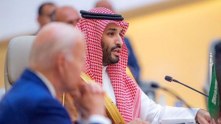 Por qué Arabia Saudí cierra el grifo del petróleo: sostener el precio, aunque venda menos